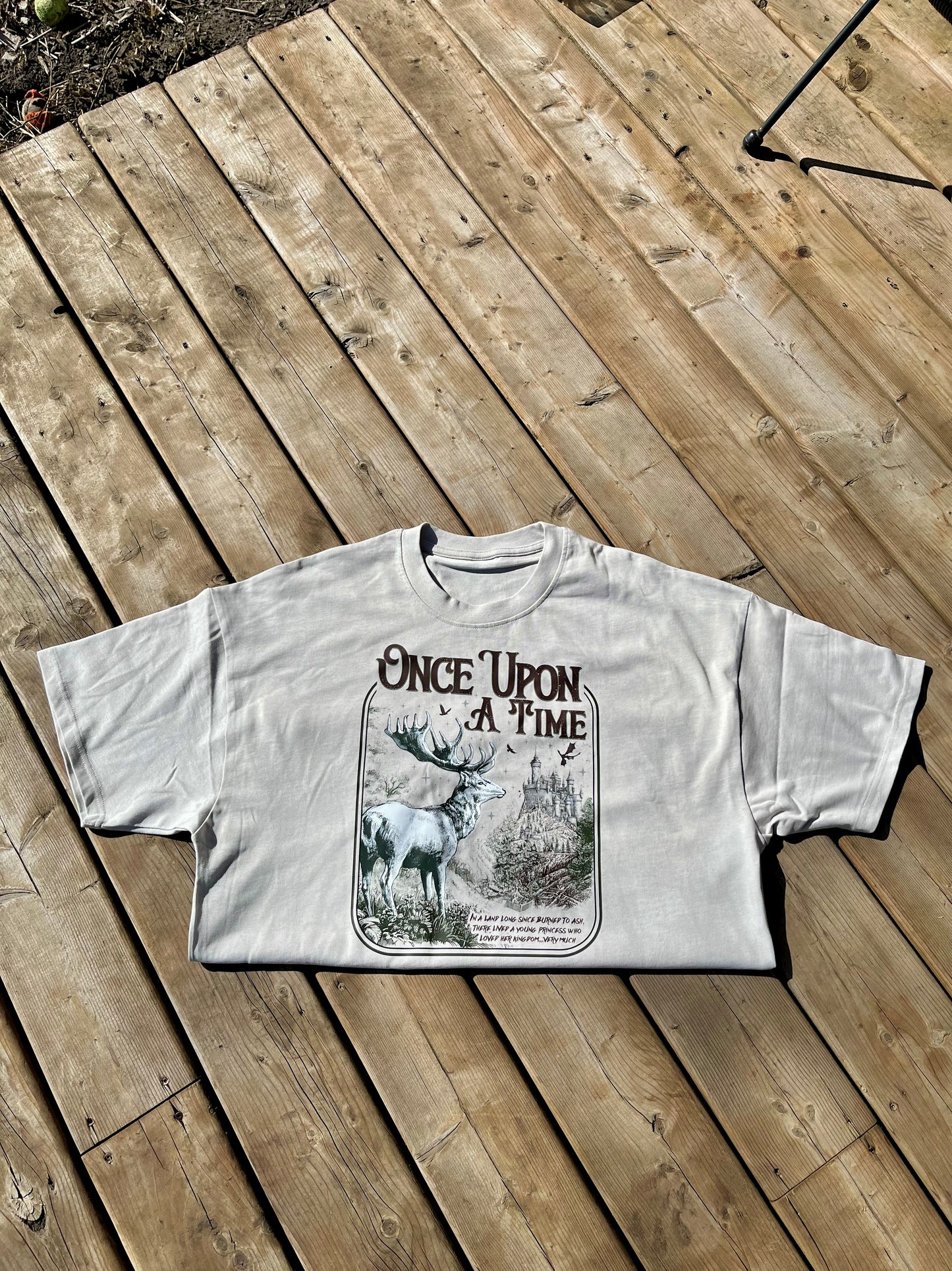 TOG 'A Princess Who Loved Her Kingdom' Graphic Sweatshirt