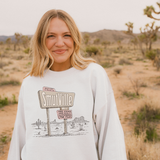 📖 SmutVille Desert Sign Graphic Sweater – Funny Bookish Aesthetic Sweater