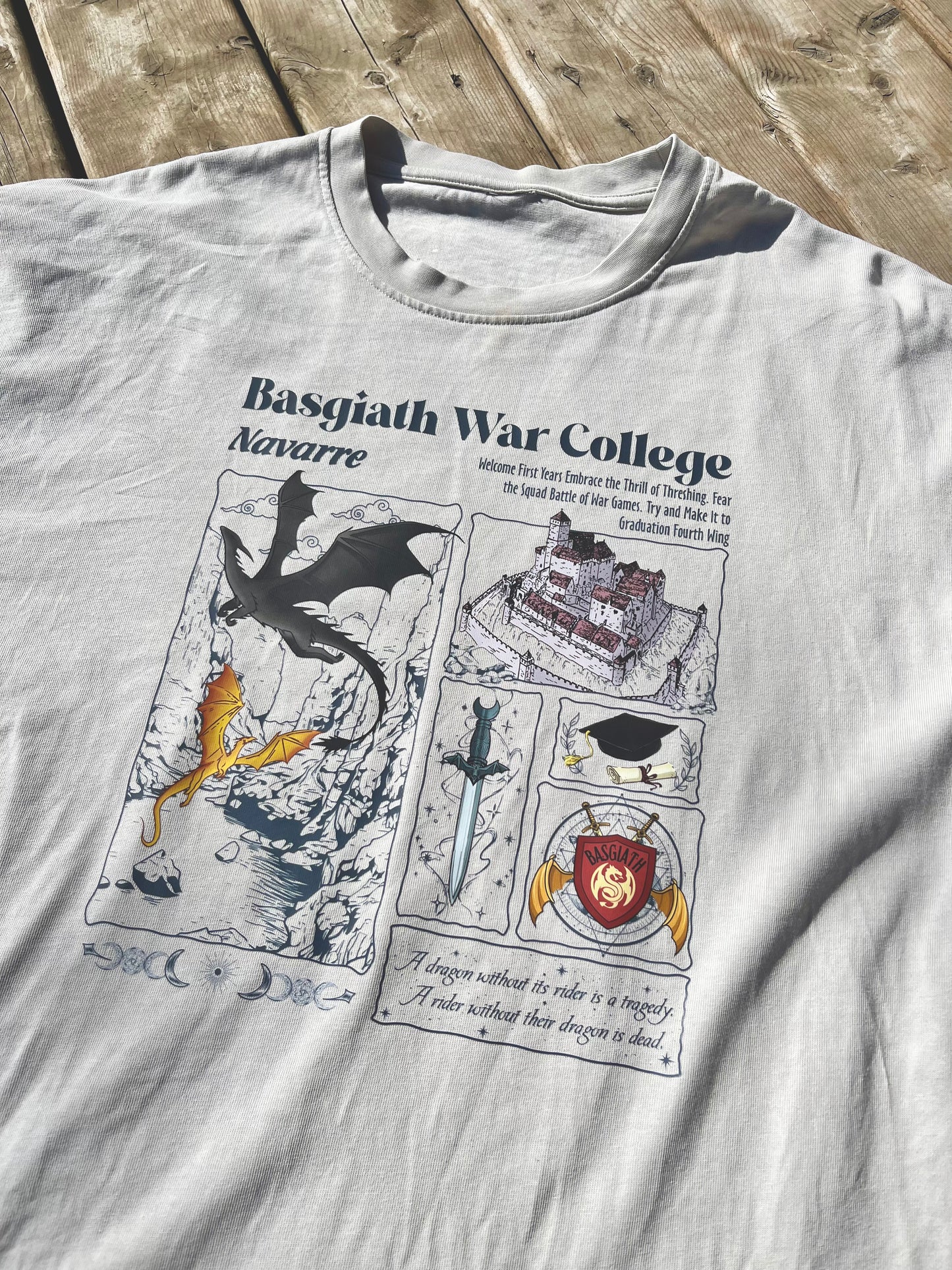Basgiath War College Graphic Sweatshirt